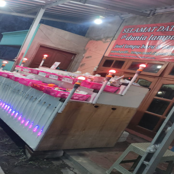 RUMAH BALON DAN JUAL LAMPU