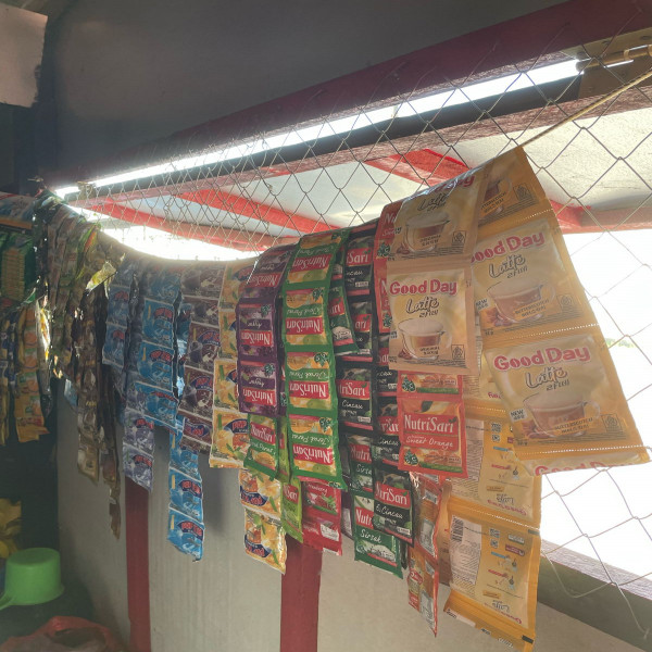 WARUNG KOPI DAN MAKANAN