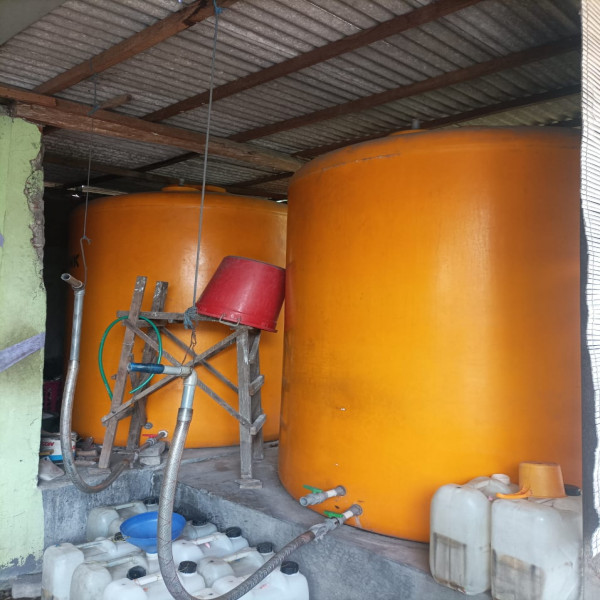 Air minum air prigen