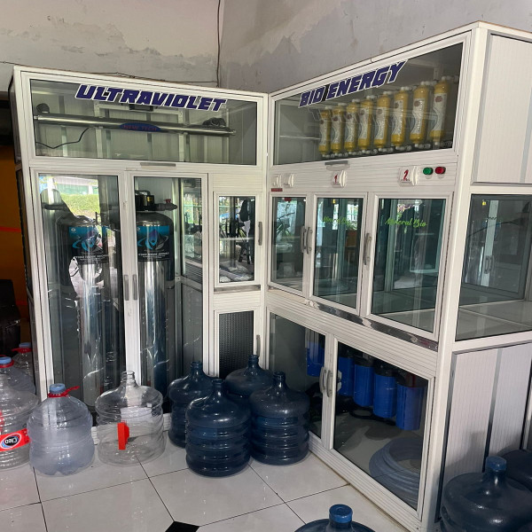 AIR ISI ULANG DAN GALON