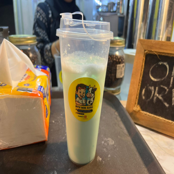 Susu Sapi Bubble Gum