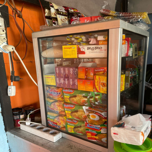 WARUNG KOPI DAN MAKANAN