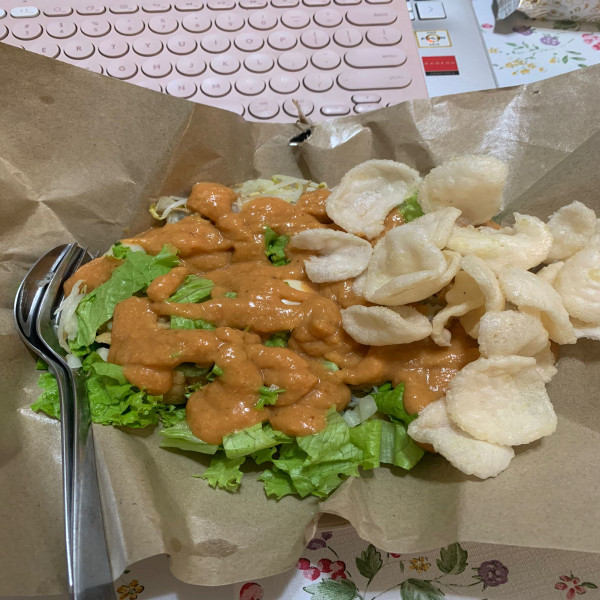 RUJAK DAN GADO GADO