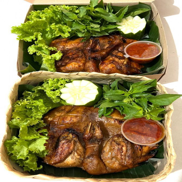 AYAM BAKAR MADU