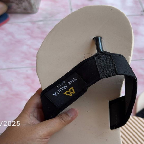 SANDAL