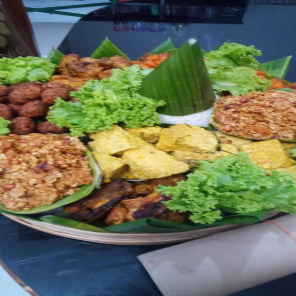 Tumpeng trasisional