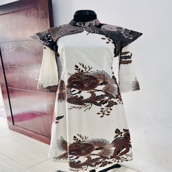 Susan Grace Dress - Phoenix Ivory