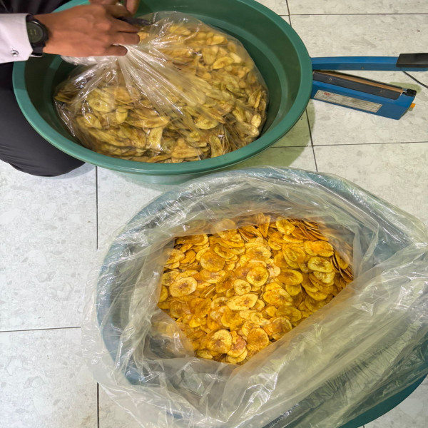 KERIPIK PISANG