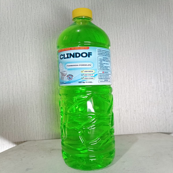 pembersih kamar mandi