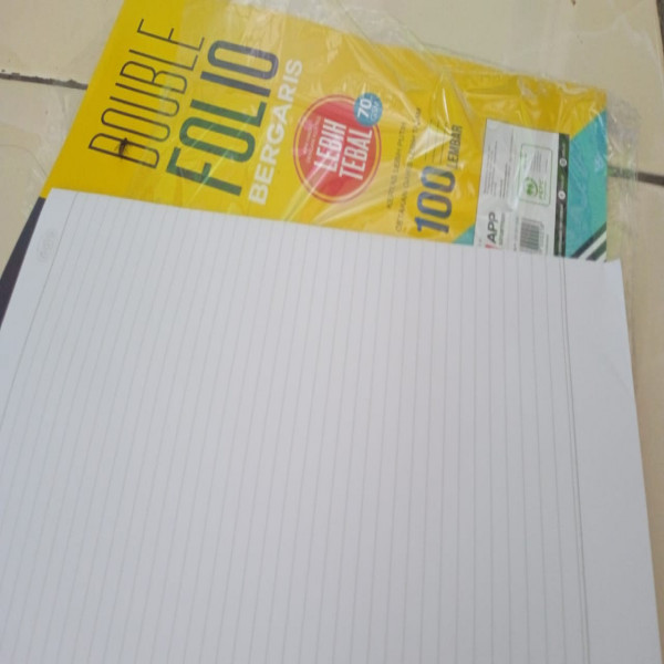 Kertas Folio Bergaris